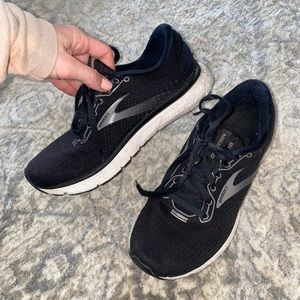 Brooks Glycerin 18 Women’s Running Shoe